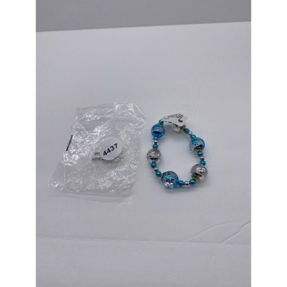 Christmas Ornament Snow Flakes Bracelet - Picture 2 of 9